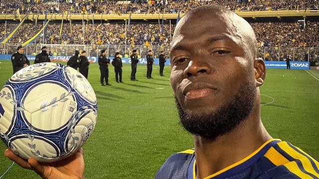 Enner Valencia'dan Arjantin'de Tarihi Performans: Üç Kafa Golüyle Hat-trick