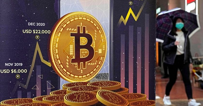 Bitcoin'in 70.000 dolar bazlı fiyatı tüm zamanların en yüksek seviyesine çıktı