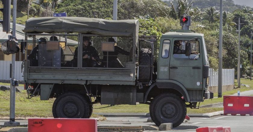 Fransa, Yeni Kaledonya'da olağanüstü hal ilan etti ve TikTok'u yasakladı