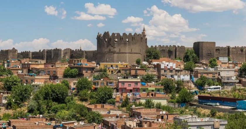 Diyarbakır'ın nesi meşhurdur?  Diyarbakır'ın en meşhur yemekleri ve alınacak hediyeler