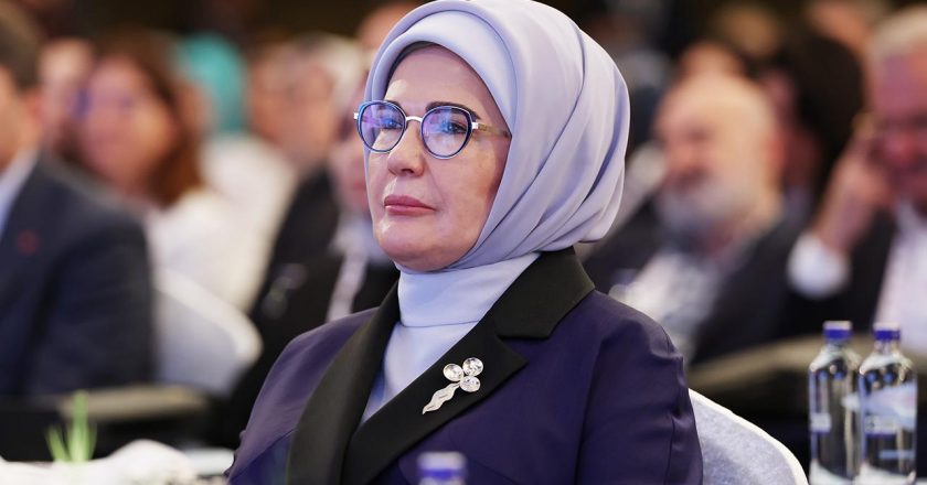 Emine Erdoğan, Şule Yüksel Şenler'i ölümünün 5'inci yılında andı