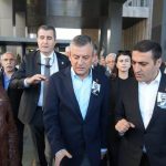 CHP Özel’in liderine fiziksel saldırı dış basımda – Breaking World News