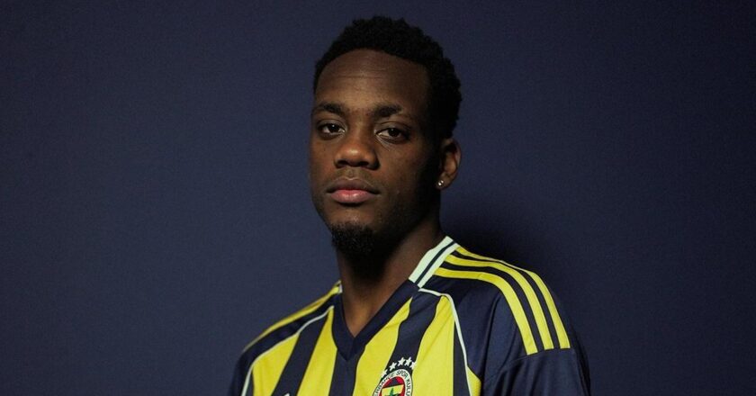 Jhon Duran, Fenerbahçe’de tarihe geçti