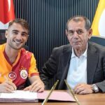 Son Dakika Spor Haberi | Galatasarayda Yunus Akgün, imzayı attı