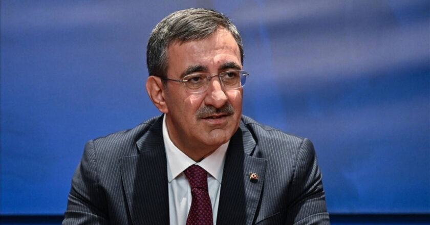 Cumhurbaşkanı Yardımcısı Yılmaz: ‘TCMB verilerine göre brüt rezervler 174,4 milyar dolarla tüm zamanların en yüksek seviyesinde’ – Son Dakika Ekonomi Haberleri
