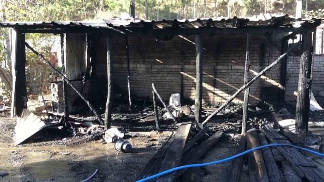 Beykoz'da korkunç yangın: garajlar ve arabalar kül oldu