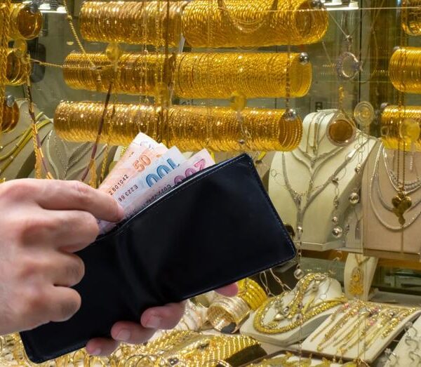 26 Kasım 2025’te Altın Fiyatları: Güncel Gram ve Çeyrek Altın Alım-Satım Değerleri Ne?